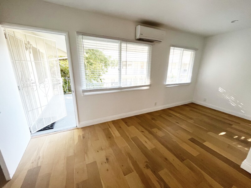 Foto principal - 1521 12th St