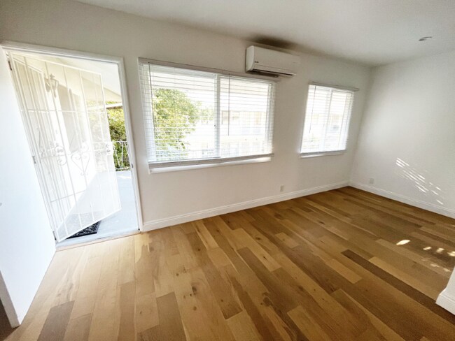 Foto del edificio - 1521 12th St