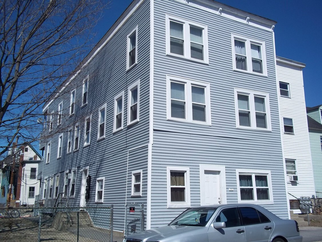 Primary Photo - 178 Central St