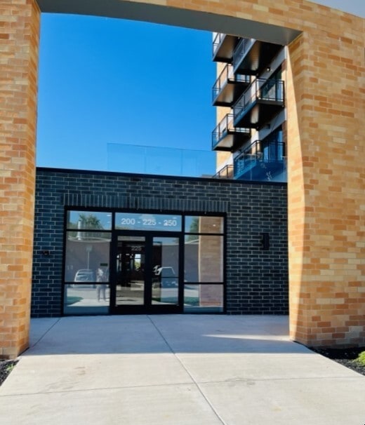 Building Photo - 250 Anthony Ave
