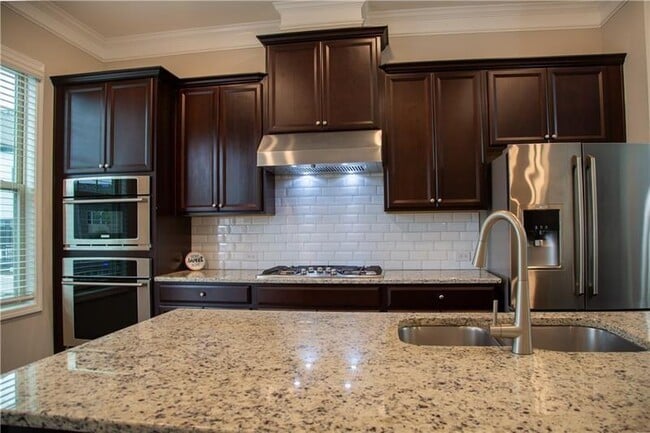 Foto del edificio - 753 Topsail Ln