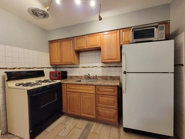 Foto del edificio - 423 2nd St