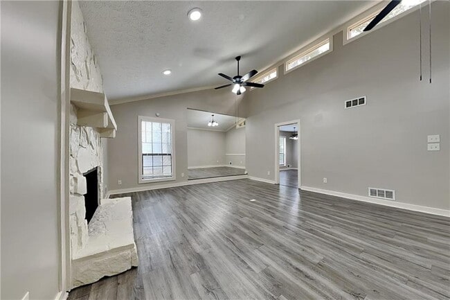 Foto del edificio - 2979 Marsh Ln SW