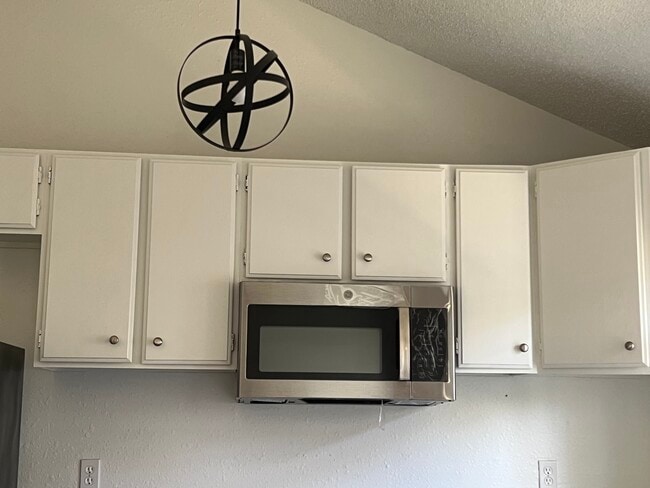 Building Photo - 1147 S Marshall St