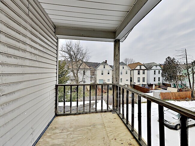 Building Photo - 236 W Brady St