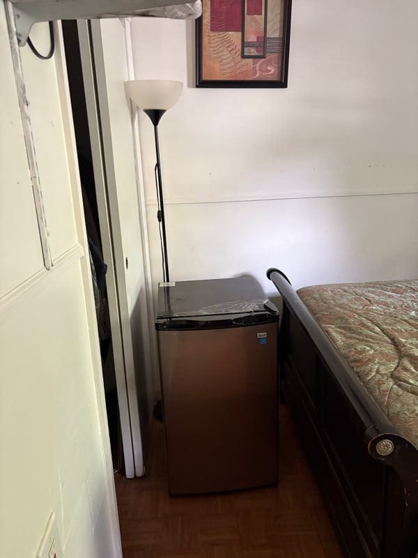 Building Photo - 29 Troy Ave