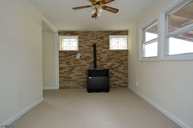 Foto del edificio - 1793 Union Valley Rd