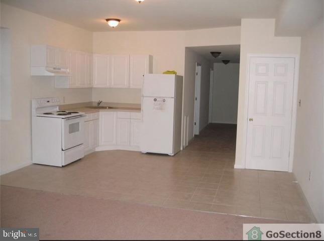 Building Photo - 323 N 64th St