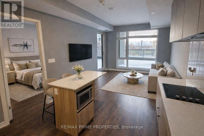 Photo du bâtiment - 7950 Bathurst St