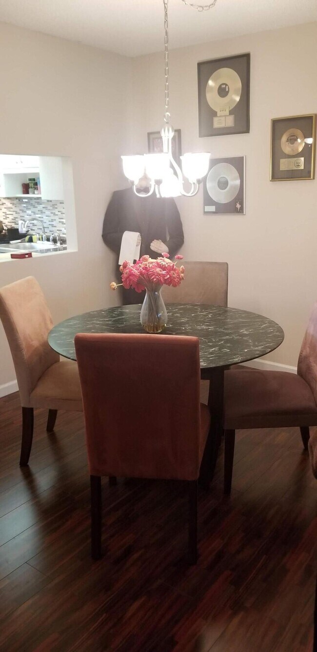 Foto del edificio - 14721 Bonaire Blvd