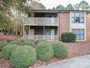 Building Photo - 4923 7 Pine Cir