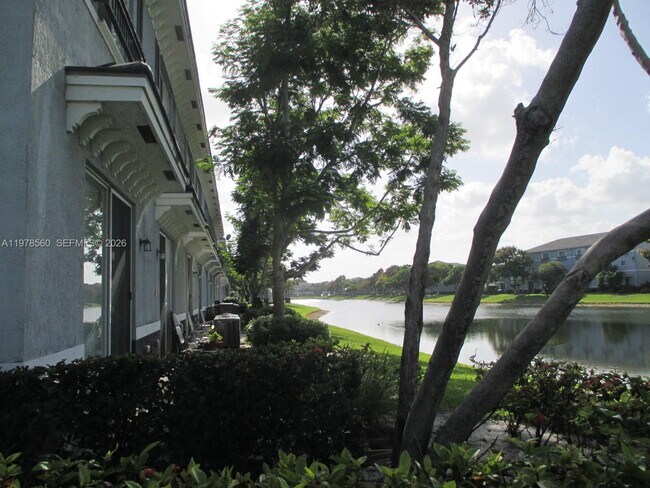 Foto del edificio - 3417 NW 13th St