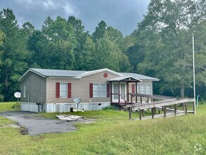 Building Photo - 44308 Woodland Cir