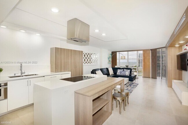 Building Photo - 2 br, 2 bath Condo - 1865 Brickell Ave Apt...