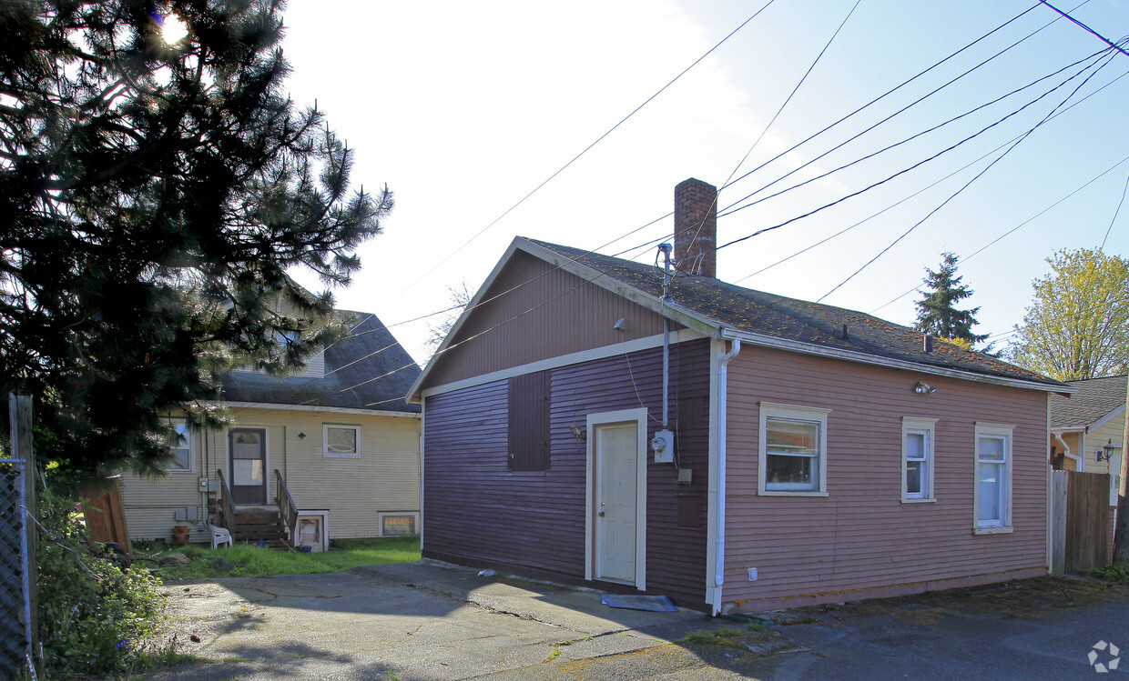 Foto del edificio - 1810 Colby Ave