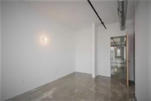 Building Photo - 283 Asylum St