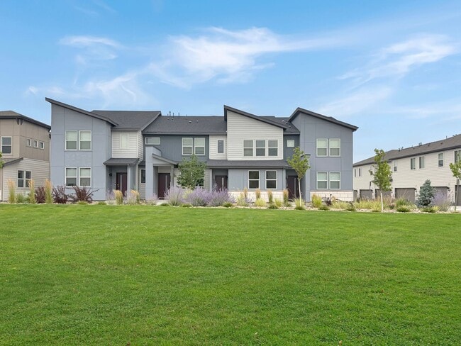$0 DEPOSIT OPTION. BRIGHT AND SPACIOUS 3-B... - $0 DEPOSIT OPTION. BRIGHT AND SPACIOUS 3-B... Townhome