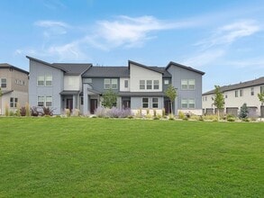 Building Photo - 6555 N Dunkirk St