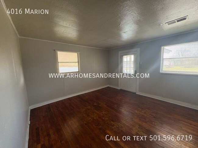Foto del edificio - 4016 Marion-
