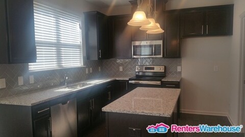 Building Photo - 3169 Spicy Cedar Ln