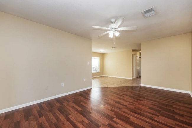 Foto del edificio - 224 Mary Ellen Ave