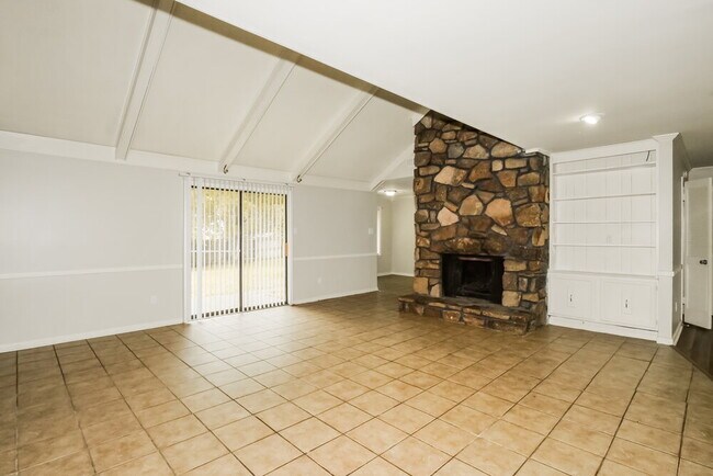 Foto del edificio - 8620 Kettering Dr