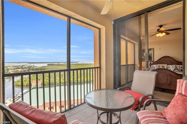 Foto del edificio - 5781 Cape Harbour Dr