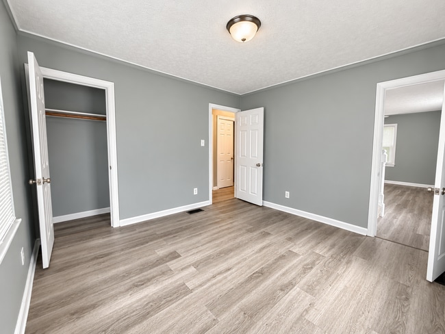 Foto del edificio - 1078 E 19th Ave