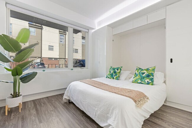 Foto del edificio - 12607 Larchmere Blvd