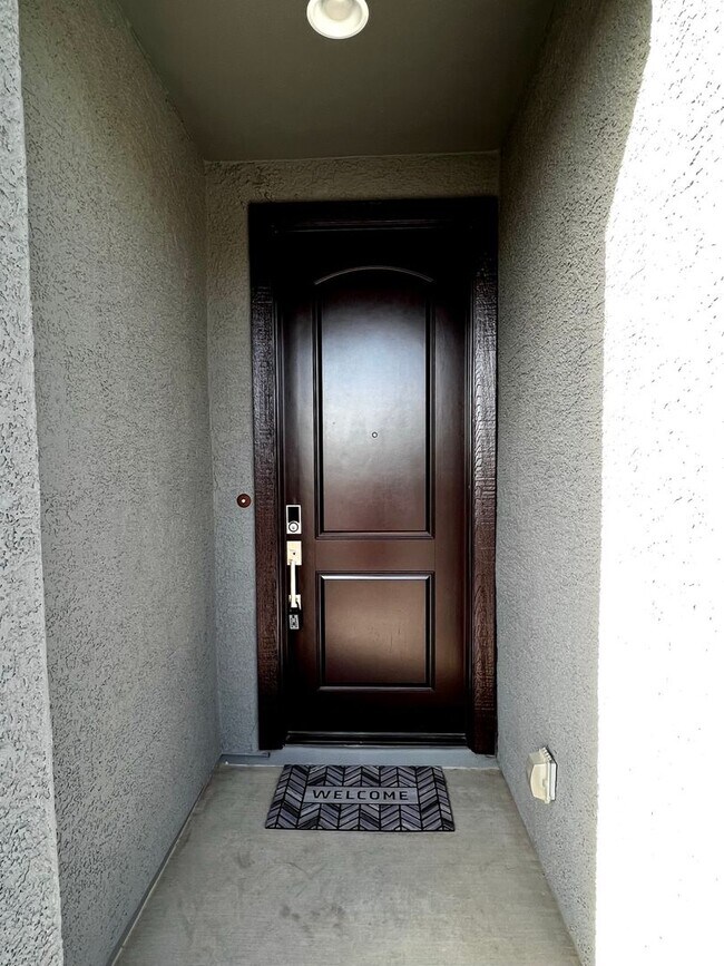 Foto del edificio - Brand New energy-efficient home!