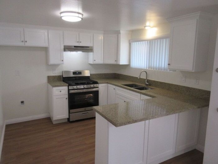 Foto principal - 745 Shalimar Dr
