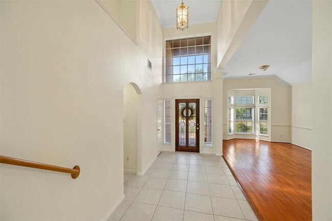 Building Photo - 3915 Shadow Cove Dr