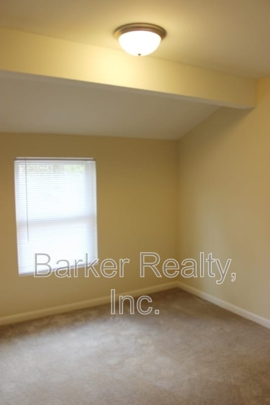 Building Photo - 203-3D E. Ransom Street