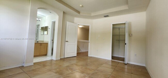 Foto del edificio - 8900 W Flagler St