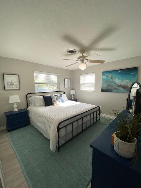 Foto del edificio - 140 SW Hideaway Pl