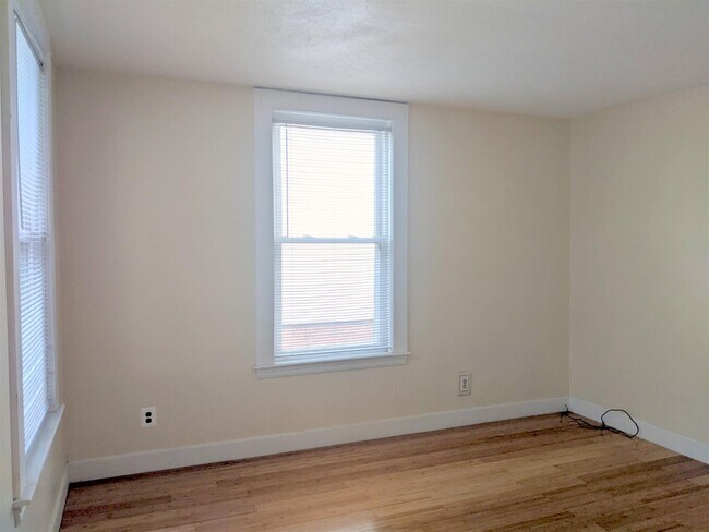 Foto del edificio - 1102 Broadway