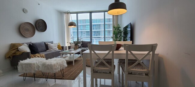 Foto del edificio - 1111 SW 1st Ave