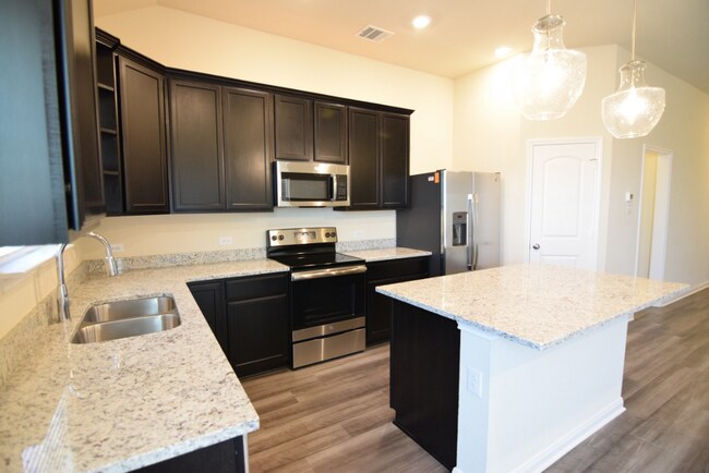 Foto del edificio - 1923 Ashburn Dr