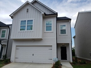 Building Photo - 138 Millers Ln
