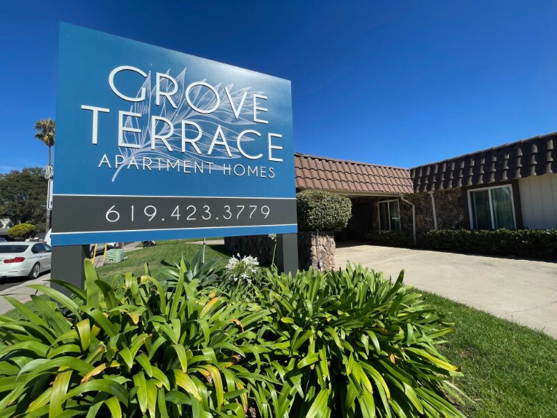 Foto principal - 2355 Grove Ave