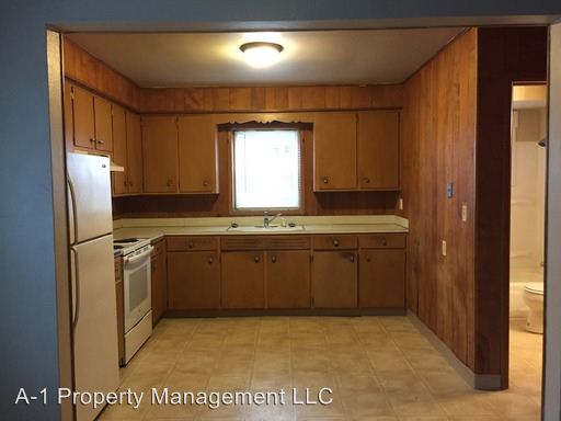 Building Photo - 138 33rd Street Dr SE