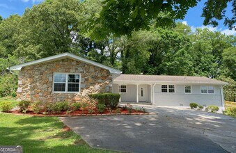 Building Photo - 2251 S Hairston Rd