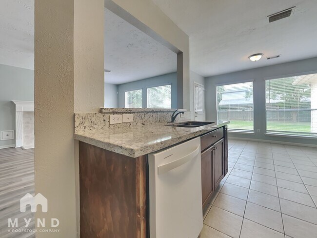 Foto del edificio - 22715 Tara Way Dr