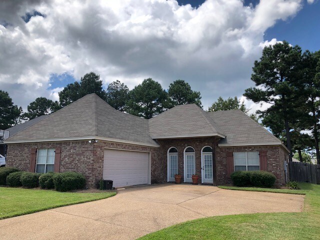 Foto del edificio - 3/2 for Rent in Farmington Station! Available in January