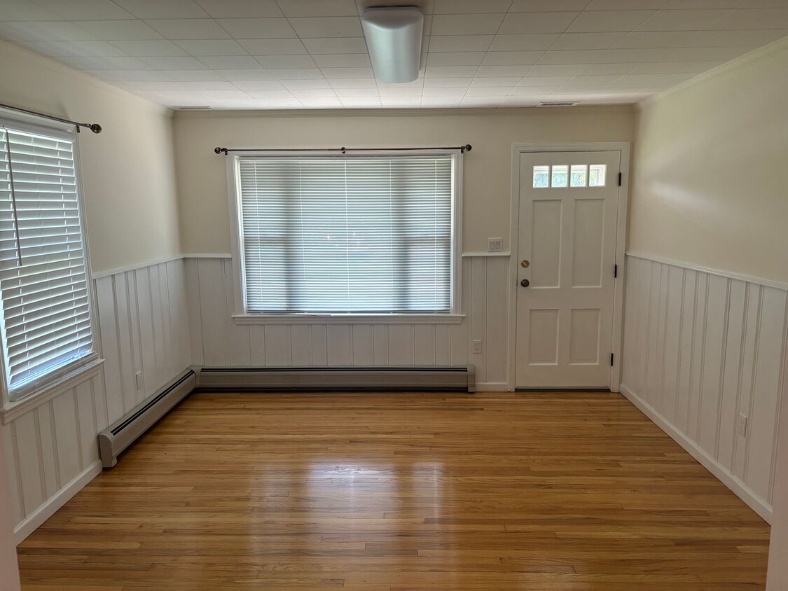 Primary Photo - 3 Bedroom Home for Rent!!