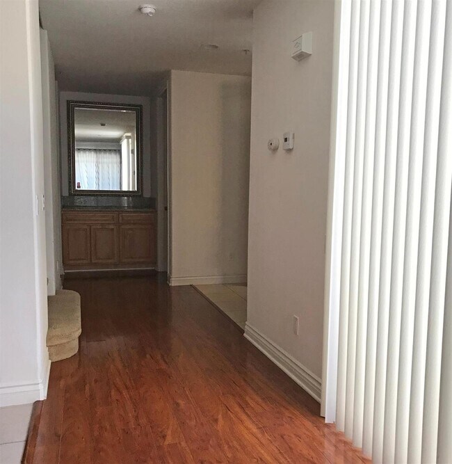 Building Photo - 14365 Nautical Ln