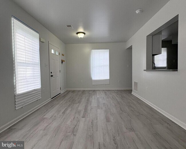 Foto del edificio - 132 N Altamont Ave