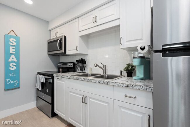 Foto del edificio - 1 br, 1 bath Townhome - 174 Trinidad St