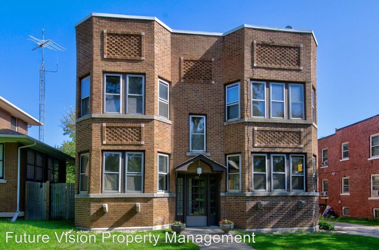 316 S Hunter Ave, Joliet, IL 60436 Room for Rent in Joliet, IL