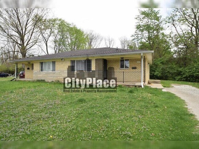 Foto del edificio - 1213 Taylor Dr E